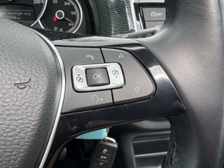Volkswagen up! Volkswagen Up! 1.0 BMT high up! Pano Stoelverwarming Cruise - afbeelding nr 11