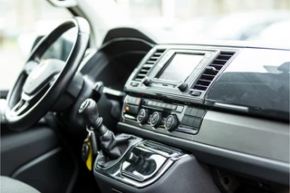 Volkswagen Transporter 2 Schuifdeuren, Trekhaak, Parkeersensoren, Apple/Android , All-in Rijklaarprijs - afbeelding nr 16