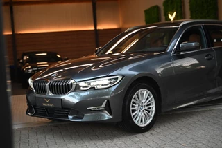 BMW 3 Serie BMW 3-serie Touring 320i High Executive Edition - Adaptive Cruise Control - Memory - Panoramadak - El. Trekhaak - Dashboard Leder - afbeelding nr 65