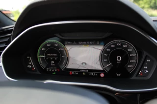 Audi Q3 Audi Q3 Sportback 45 TFSI e S Edition // 3X S-Line - Plat stuur - Trekhaak klapbaar - Black Optic - Ambient - 20
