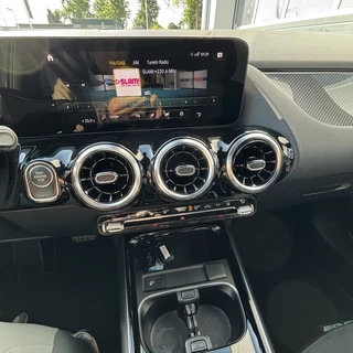 Mercedes-Benz B-Klasse Mercedes-Benz B-Klasse B 250 e AMG Line (EURO 6d) - afbeelding nr 16