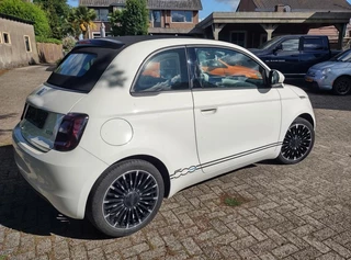 Fiat 500e Fiat 500e 500 E-Cabrio-Passion Sport -42KW - afbeelding nr 6