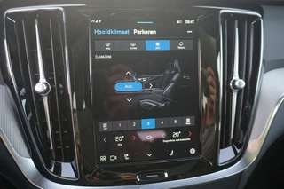 Volvo V60 Volvo V60 T6 PHEV Plus Dark ORG.NL! | TREKHAAK | HARMAN KARDON | PANO! - afbeelding nr 31