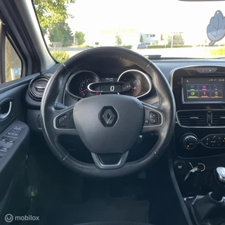 Renault Clio Renault Clio 0.9 TCe Iconic / LED / KEYLESS / BOMVOL - afbeelding nr 11
