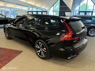 Volvo V60 Volvo V60 2.0 T6 Plug-in hybrid AWD Dark R-Design - afbeelding nr 5