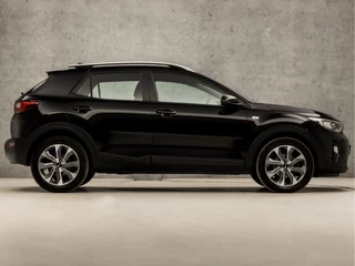 Kia Stonic (APPLE CARPLAY, NAVIGATIE, CAMERA, PARKEERSENSOREN, SPORTSTOELEN, CRUISE, GETINT GLAS, NIEUWE APK, NIEUWSTAAT) - afbeelding nr 4