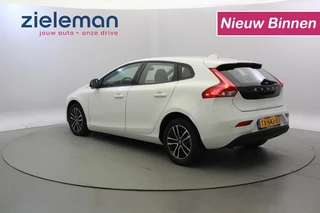 Volvo V40 Volvo V40 1.5 T2 Polar+ Automaat - Navi, Camera, Cruise, Stoelverw. - afbeelding nr 2