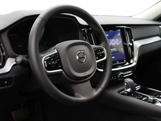 Volvo V60 Volvo V60 T6 PLUG-IN HYBRID ULTRA DARK SCHUIFDAK FULL-LED HEAD-UP DISPLAY - afbeelding nr 18