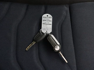 Iveco Daily Iveco Daily 35S14 Hi-Matic Automaat L2H1 Dubbele Cabine | 6-Persoons | Navigatie | 3500Kg Trekhaak - afbeelding nr 5