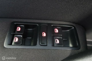 Volkswagen Polo Volkswagen Polo 1.2 TSI R-Line Carplay Navi 90 PK - afbeelding nr 27