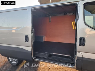 Iveco Daily Iveco Daily 35S21 3.0L Automaat Laag dak L2H1 2025model LED Navi ACC Camera 8m3 Airco Trekhaak - afbeelding nr 7