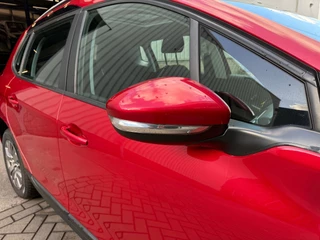 Peugeot 2008 Peugeot 2008 1.2 PureTech Blue Lion|Pano|NL Auto| - afbeelding nr 7