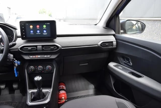 Dacia Sandero Dacia Sandero 1.0 TCe 90 Comfort | Parkeer sensoren | Cruise control | Achteruitrijcamera | - afbeelding nr 26