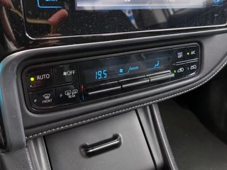 Toyota Auris Toyota Auris 1.2T 116pk Aspiration 5-Deurs | Origineel NL | 1300kg Trekgewicht | Navi | Clima | Cruise | Achteruitrijcamera | Rijstrook+Licht+Regensensor | Mistlampen | 16''lm | Trekhaak - afbeelding nr 14