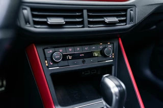 Volkswagen Polo Volkswagen Polo 2.0 TSI GTI Pano DSG Beats ACC Stoelverw. - afbeelding nr 28