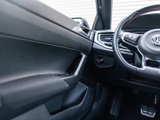 Volkswagen Polo Volkswagen Polo 2.0 TSI GTI Pano Beats Navi Alcantara VOL!! - afbeelding nr 21