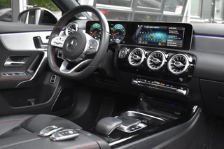 Mercedes-Benz A-Klasse Mercedes-Benz A-klasse 250 4MATIC AMG Pano 360 Lane ACC BM Ambiance - afbeelding nr 31