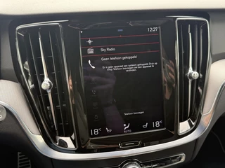 Volvo V60 Volvo V60 T6 340PK Recharge R-Design| Panodak| Adap.Cruise| 360Camera| Tre - afbeelding nr 37