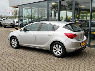Opel Astra - afbeelding nr 3