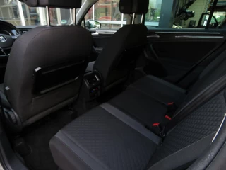 Volkswagen Tiguan Volkswagen Tiguan 1.4 TSI CON. SERIES / Led / Navi / Wegklap.haak / BOVAG garantie - afbeelding nr 26