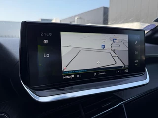 Peugeot 208 Peugeot 208 1.2 PureTech GT-LINE | SFEERVERLICHTING | 360 CAMERA | APPLE CARPLAY | AUTOMAAT - afbeelding nr 15