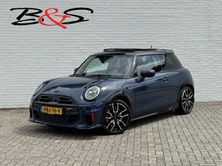 MINI Cooper Mini 2.0 JCW John Works XL 231pk Adaptive cruise Climate Cruise Pano 360 camera Carplay Stoel-/stuurverwarming