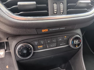 Ford Fiesta Ford Fiesta 1.0 EcoBoost ST-Line|CRUISE|NAV|ECC|ANDROID AUTO|ZEER NETJES - afbeelding nr 22