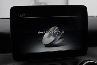 Mercedes-Benz CLA Mercedes-Benz CLA-klasse Shooting Brake 180 Business Solution | Stoelverwarming |  Full LED | Half leder | Sportstoelen | Camera | Trekhaak | Navigatie | Park Assist | Cruise control | Airco | Bluetooth - afbeelding nr 22