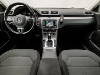 Volkswagen Passat Volkswagen Passat Variant 1.4 TSI Sportline Automaat (NAVIGATIE, CLIMATE, STOELVERWARMING, GETINT GLAS, SPORTSTOELEN, TREKHAAK, CRUISE, PARKEERSENSOREN, NIEUWSTAAT) - afbeelding nr 6