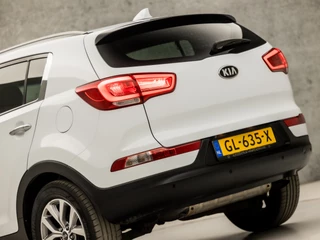 Kia Sportage Kia Sportage 1.6 GDI Luxury (PANORAMADAK, NAVIGATIE, CAMERA, LEDER, SPORTSTOELEN, XENON, GETINT GLAS, CLIMATE CONTROL, NIEUWSTAAT) - afbeelding nr 23