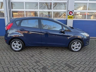 Ford Fiesta Ford Fiesta 1.0 Style Ultimate AIRCO|CAM|CRUISE|NAVI|PDC|LMV - afbeelding nr 2