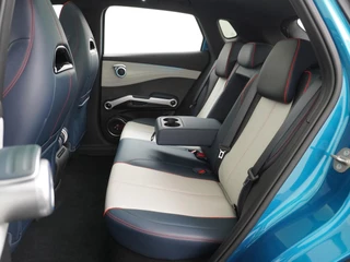 BYD ATTO 3 BYD Atto 3 Design RIJKLAAR INCL. FABR. GARANTIE T/M 2028 | AANDRIJFLIJN EN ACCU ZELFS T/M 2030 - afbeelding nr 22
