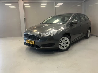 Ford Focus - 194470701-0