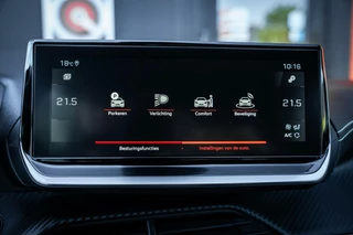 Peugeot 208 Peugeot 208 1.2 PureTech GT-Line*LED*AUTOMAAT*CARPLAY*CAMERA - afbeelding nr 44