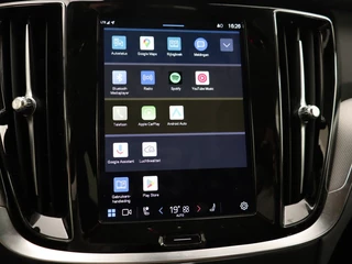Volvo V60 Volvo V60 T6 PLUG-IN HYBRID LONG RANGE PLUS DARK 360GR CAM ACC BLIS HEAD-U - afbeelding nr 12