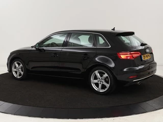 Audi A3 Audi A3 30 TFSI Sport | Full LED | Sportstoelen | Navigatie | Climate control | Bluetooth | Cruise control | Parkeerhulp - afbeelding nr 2