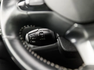 Peugeot 308 (PANORAMADAK, NAVIGATIE, CLIMATE, LEDER/ALCANTARA, CAMERA, LED KOPLAMPEN, SPORTSTOELEN, PARKEERSENSOREN, CRUISE, NIEUWE APK, NIEUWSTAAT) - afbeelding nr 21