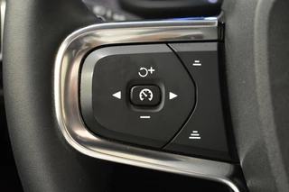 Volvo XC40 Volvo XC40 Recharge Ultimate 231pk/70kWh | Trekhaak | Allseason Banden - afbeelding nr 22