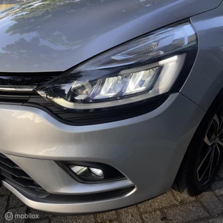 Renault Clio Renault Clio 0.9 TCe Iconic / LED / KEYLESS / BOMVOL - afbeelding nr 19