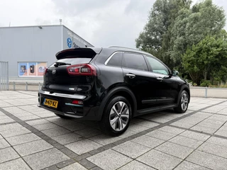 Kia e-Niro Kia e-Niro ExecutiveLine 64 kWh | Leder | Navi | Camera | JBL | - afbeelding nr 6