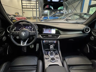 Alfa Romeo Giulia Alfa Romeo Giulia 2.0 T Veloce Q4 280pk, My21, Parelmoer! - afbeelding nr 11