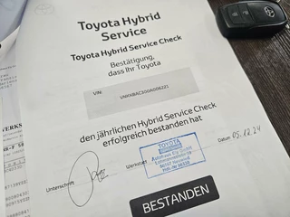 Toyota Yaris Toyota Yaris 1.5 Hybrid Dynamic | Nieuw Model / Dealer OH | Carplay / Cruise - afbeelding nr 31