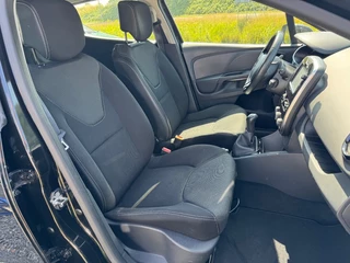 Renault Clio Renault Clio 0.9 TCE NIGHT&DAY / Navigatie / Cruise control / Historie aanwezig. - afbeelding nr 17