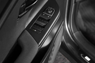 Toyota C-HR | Dig.Cockpit | 12,3