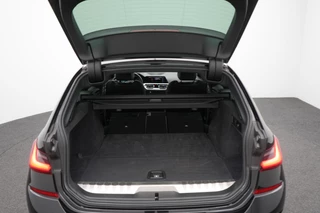 BMW 3 Serie BMW 3-serie Touring 320e High Executive automaat | Laser LED koplampen | M Sport | Panorama dak | lederen bekleding | elektrisch wegklapbare trekhaak - afbeelding nr 20