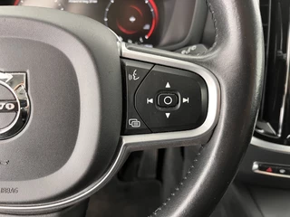 Volvo V60 Volvo V60 2.0 D4 Momentum Maxton-Design *FULL-LED | LEATHER-MICROFIBRE | DIGI-COCKPIT | NAVI-FULLMAP | HEATED-COMFORTSEATS | ECC | PDC | CRUISE | LANE-ASSIST | CARPLAY | 20''ALU * - afbeelding nr 18