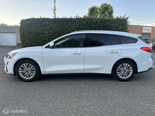 Ford Focus Ford Focus Wagon 1.0 EcoBoost Titanium X Business - afbeelding nr 2