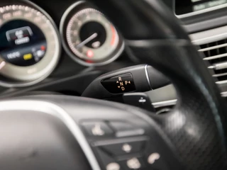 Mercedes-Benz E-Klasse 184Pk Automaat (PANORAMADAK, NAVIGATIE, CLIMATE, LEDER, STOELVERWARMING, SPORTSTOELEN, PARKEERSENSOREN, ZWART HEMEL, NIEUWE APK, NIEUWSTAAT) - afbeelding nr 28