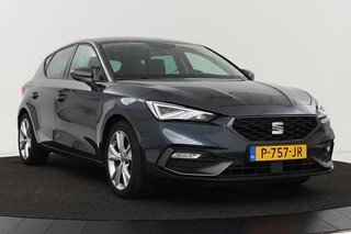 SEAT Leon SEAT Leon 1.5 eTSI FR | Stoel & stuurverwarming | Trekhaak |  Carplay | Navigatie | Adaptive cruise | Sportstoelen | Full LED - afbeelding nr 35
