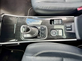 Mitsubishi Outlander Mitsubishi Outlander 2.0 PHEV 4WD INTYLE+ PREMIUM - afbeelding nr 35
